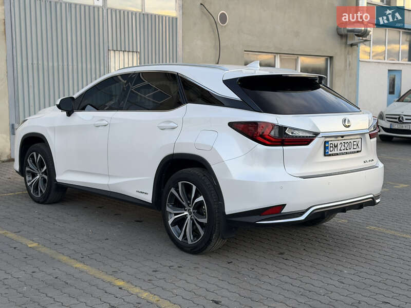 Lexus RX 2020