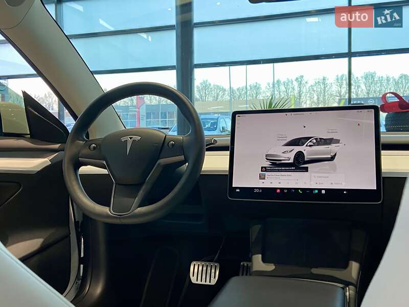 Tesla-16