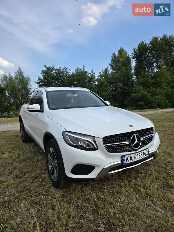 Mercedes-Benz-2