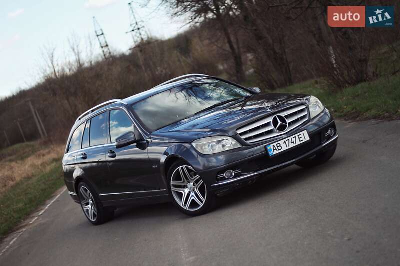 Mercedes-Benz-36