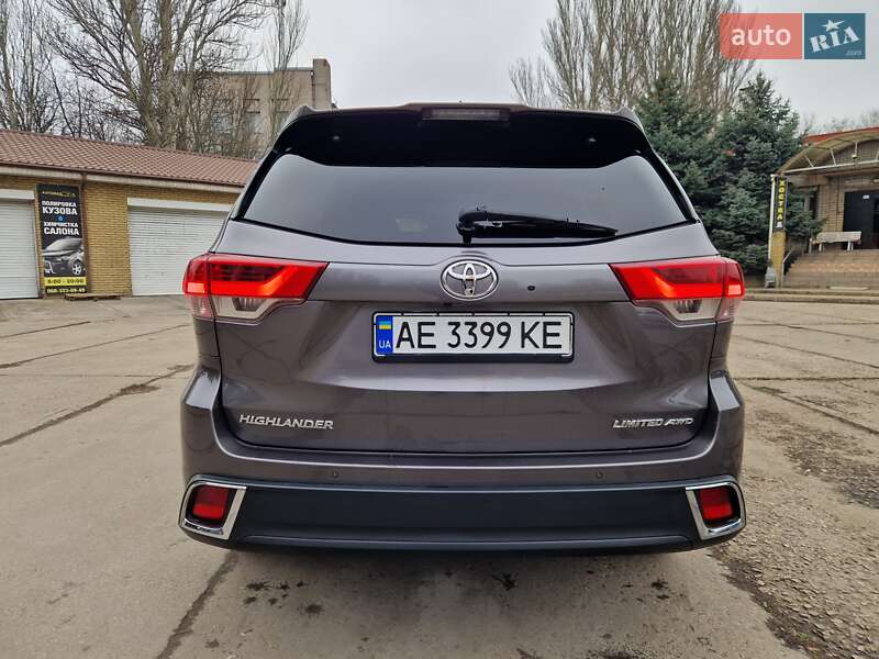 Toyota Highlander 2017