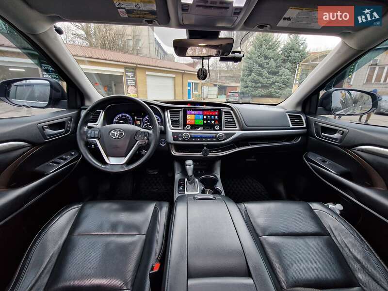 Toyota Highlander 2017