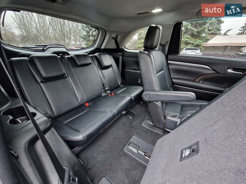 Toyota Highlander 2017