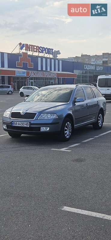 Skoda-8