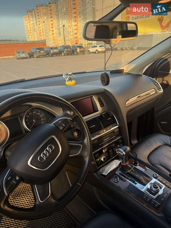 Audi-13