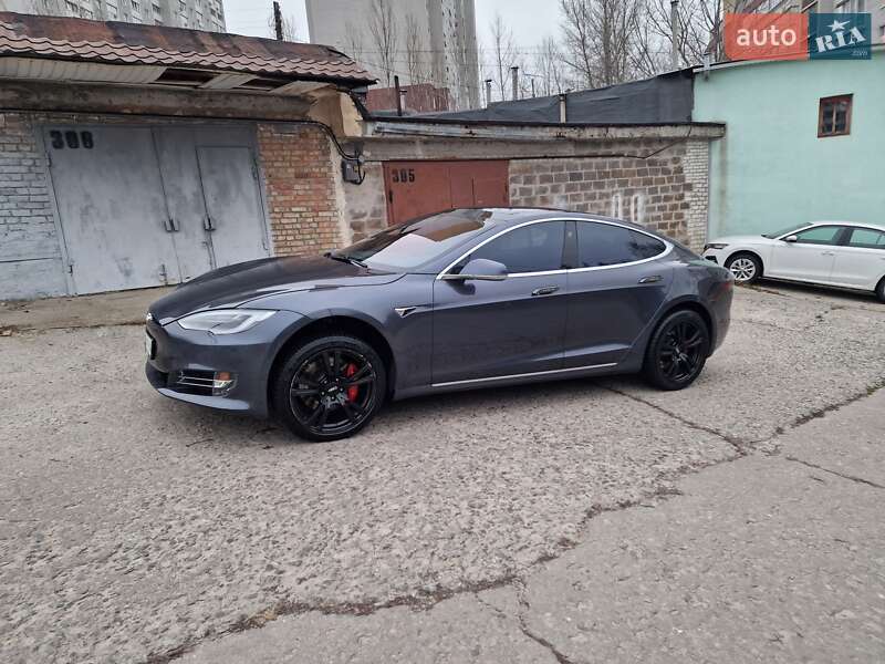 Tesla-3