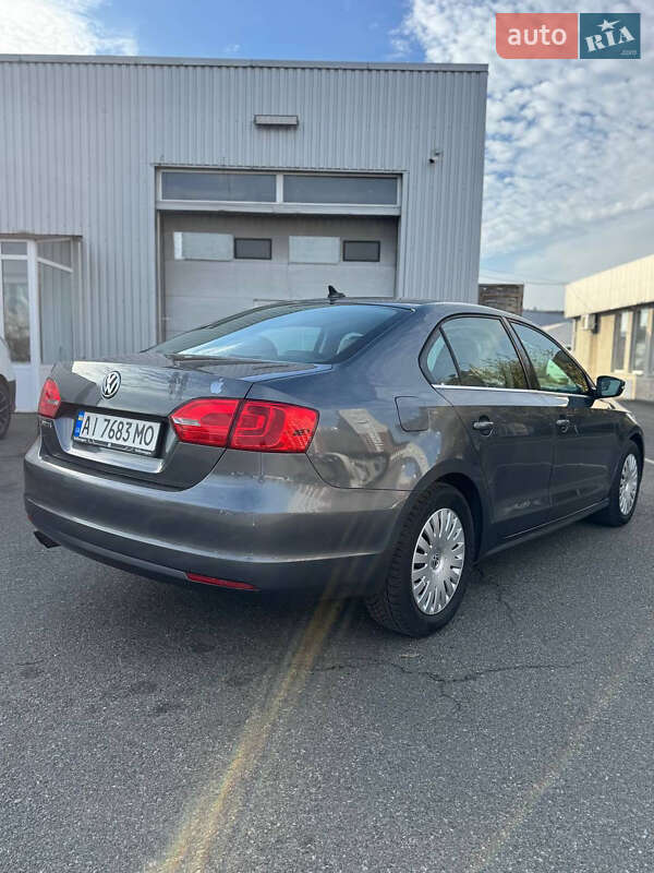 Volkswagen Jetta 2014