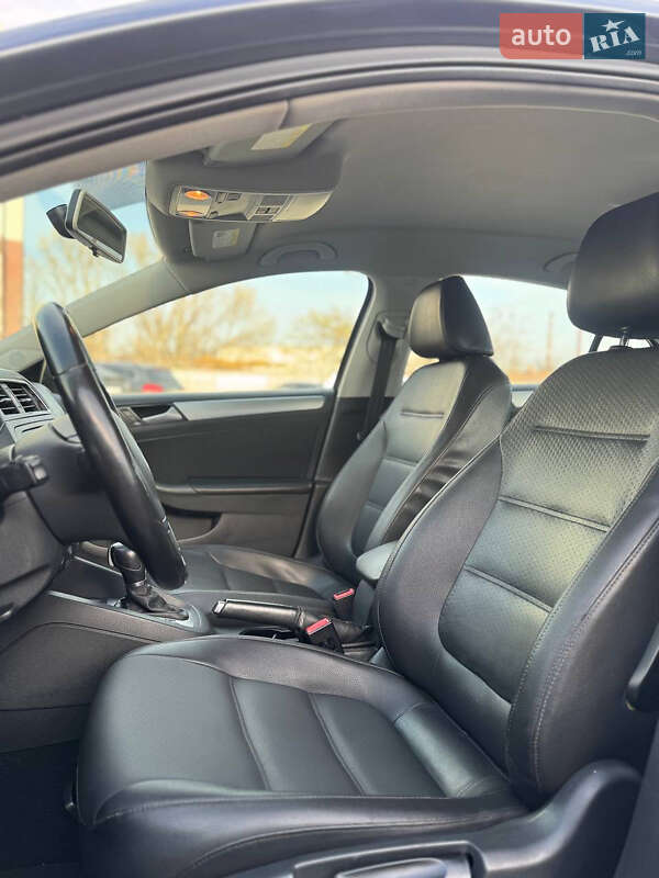 Volkswagen Jetta 2014