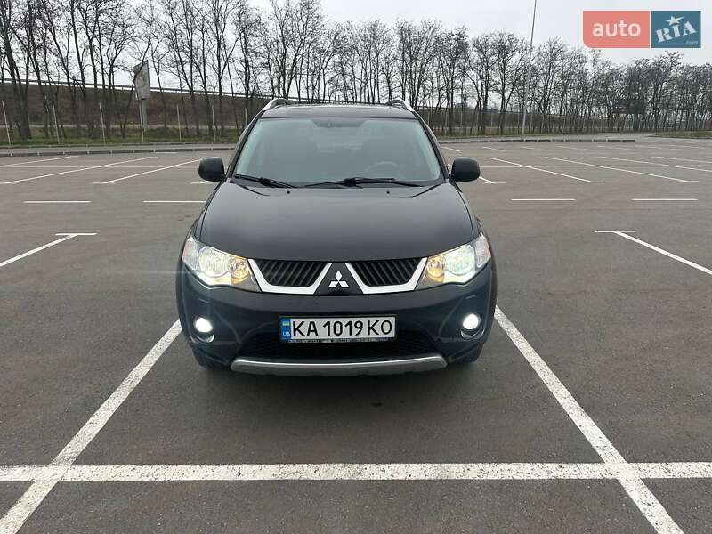 Mitsubishi Outlander XL 2008
