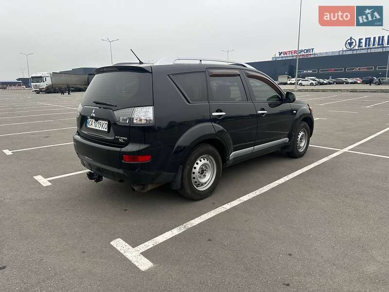 Mitsubishi Outlander XL 2008