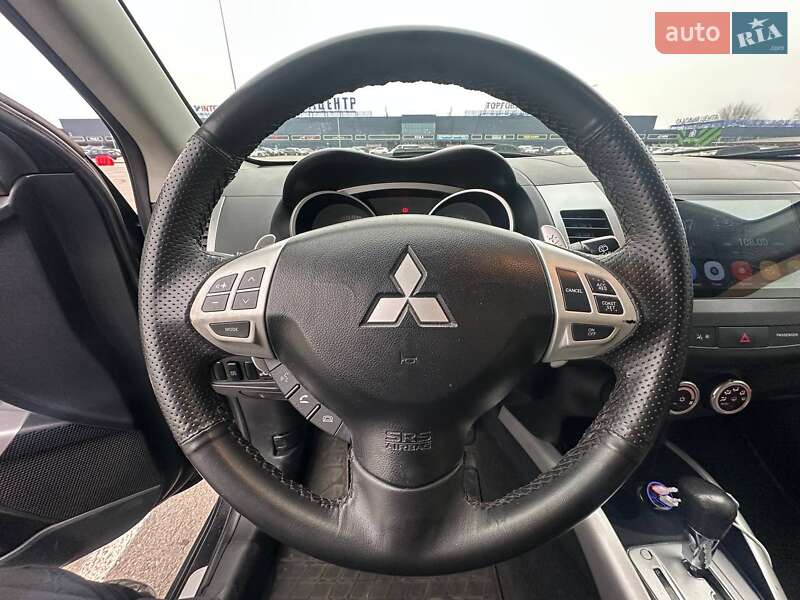 Mitsubishi Outlander XL 2008