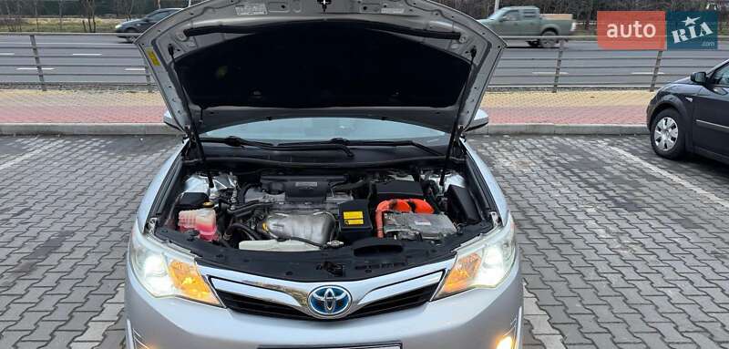 Toyota Camry 2012