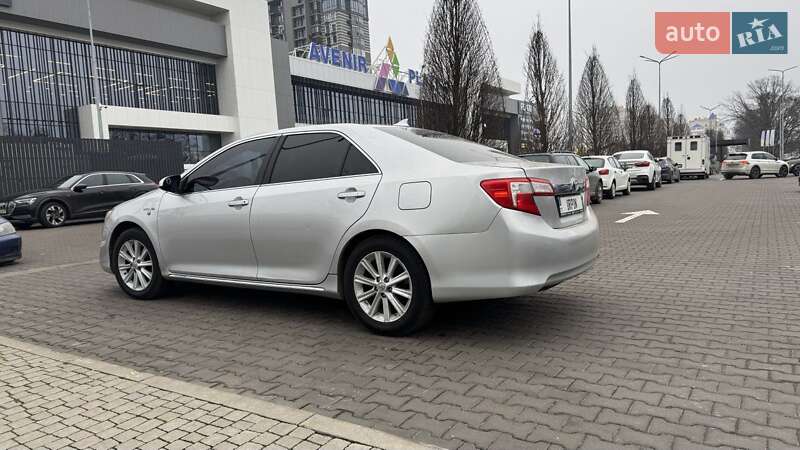 Toyota Camry 2012