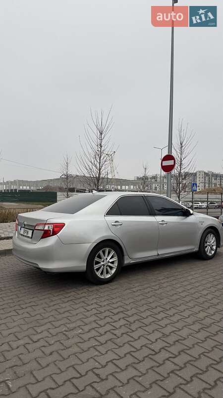 Toyota Camry 2012
