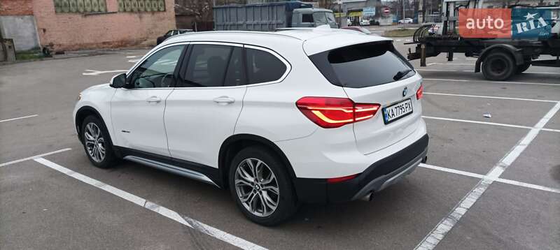 BMW-12