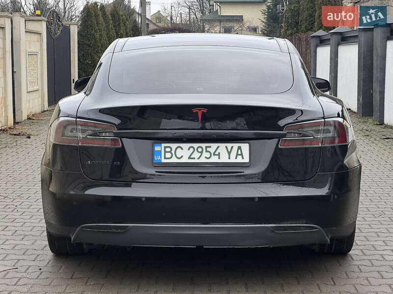 Tesla-3