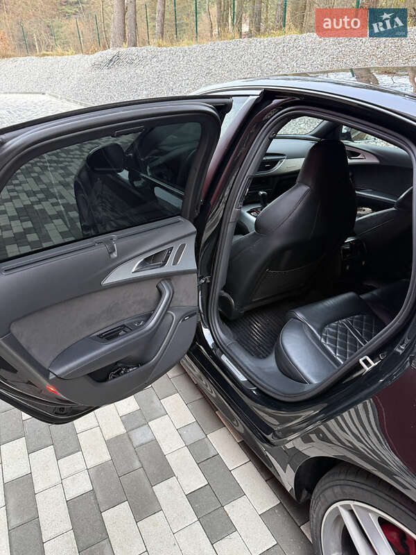 Audi-32