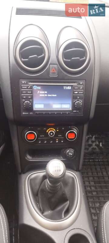Nissan-3