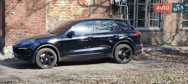 Porsche Cayenne 2016