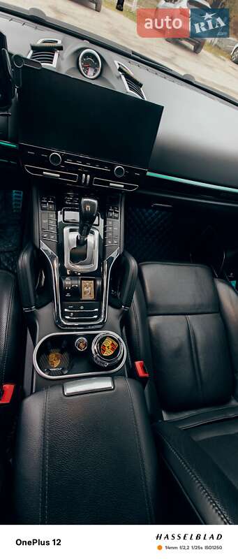 Porsche Cayenne 2016