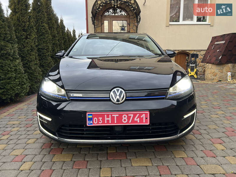 Volkswagen e-Golf 2015
