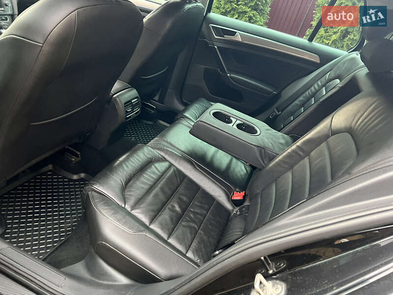 Volkswagen e-Golf 2015