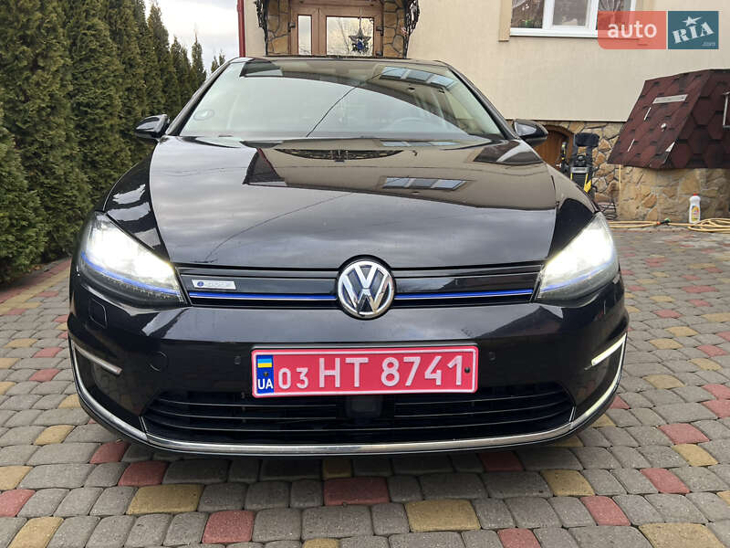 Volkswagen e-Golf 2015