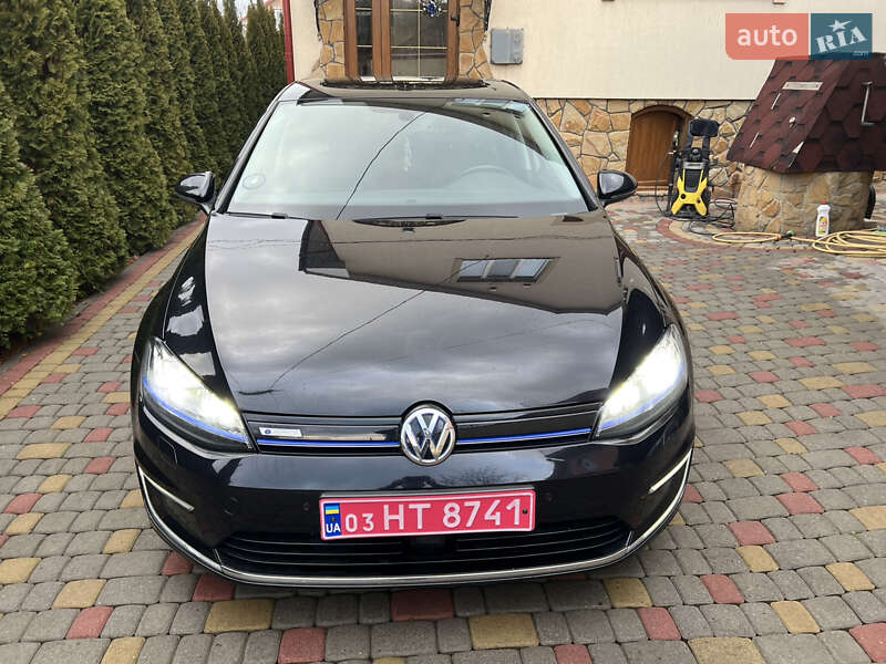 Volkswagen e-Golf 2015