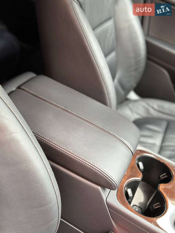 Volkswagen Touareg 2015