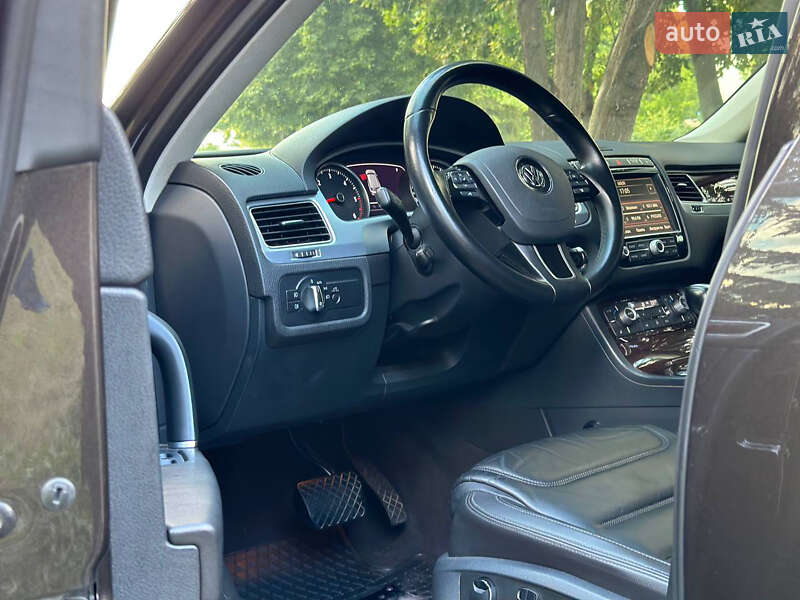 Volkswagen Touareg 2015