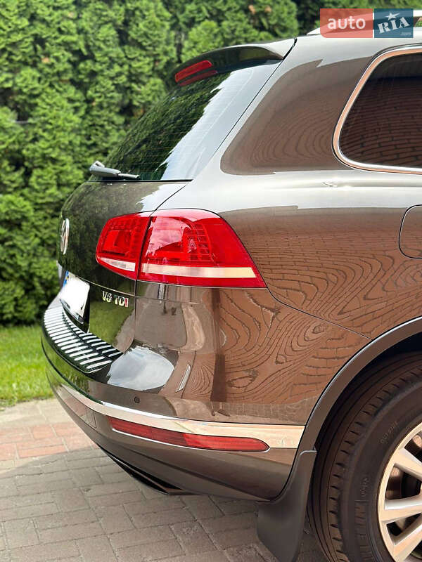 Volkswagen Touareg 2015