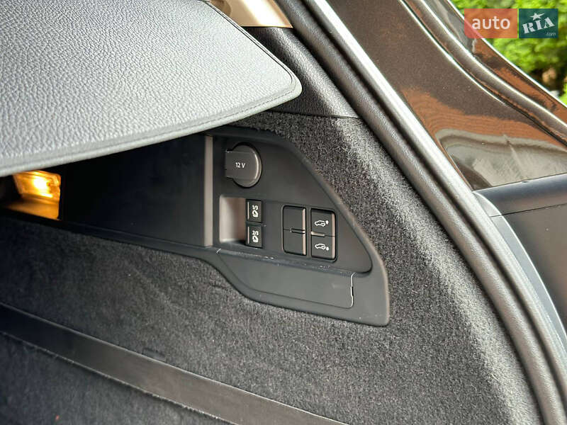 Volkswagen Touareg 2015