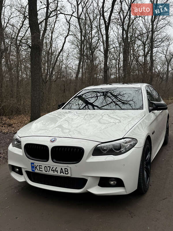BMW 5 Series 2015