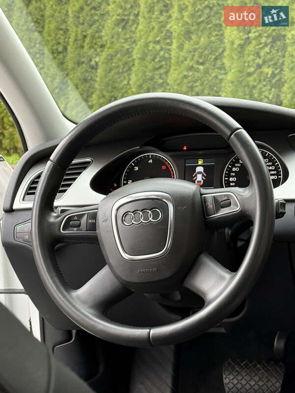 Audi A4 2011