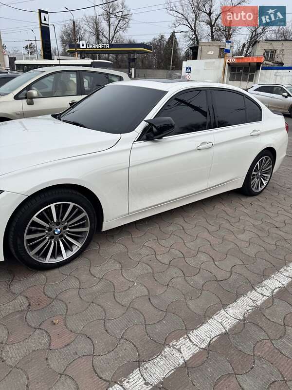 BMW 3 Series 2012