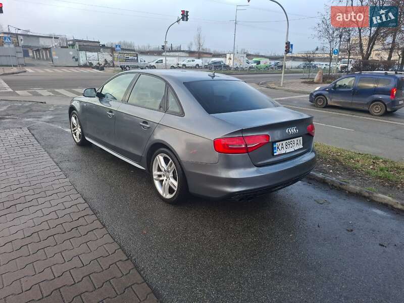 Audi A4 2015
