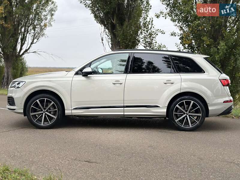 Audi-4