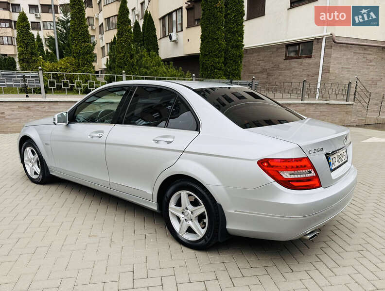 Mercedes-Benz C-Class 2012