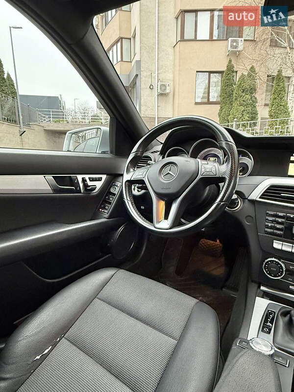Mercedes-Benz C-Class 2012