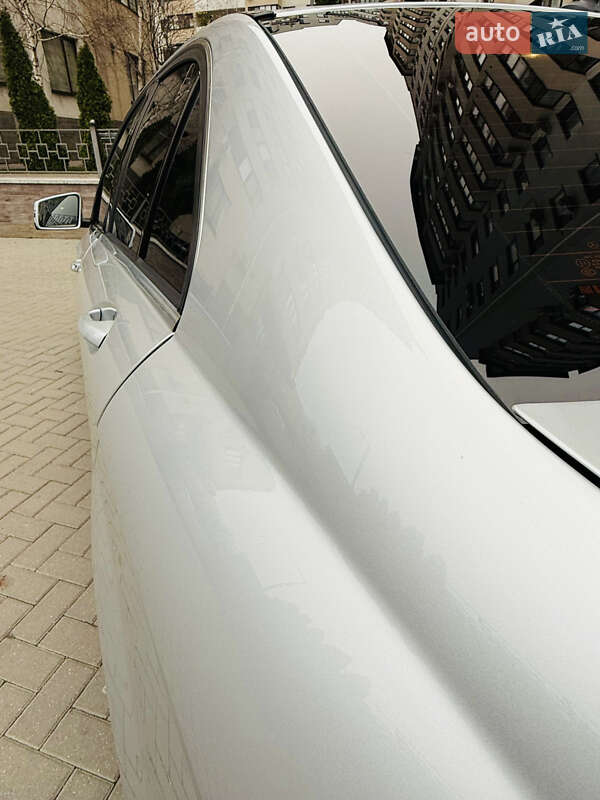 Mercedes-Benz C-Class 2012