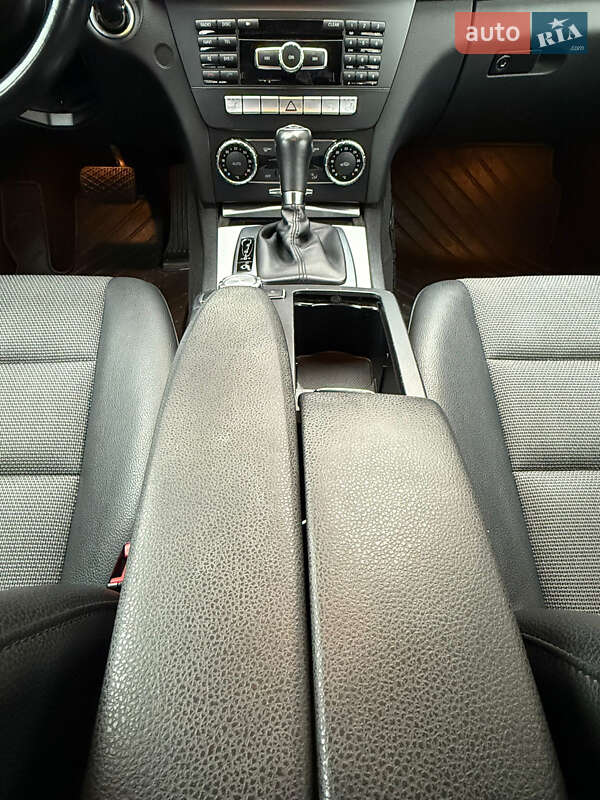 Mercedes-Benz C-Class 2012