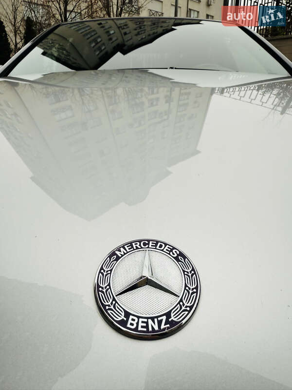 Mercedes-Benz C-Class 2012