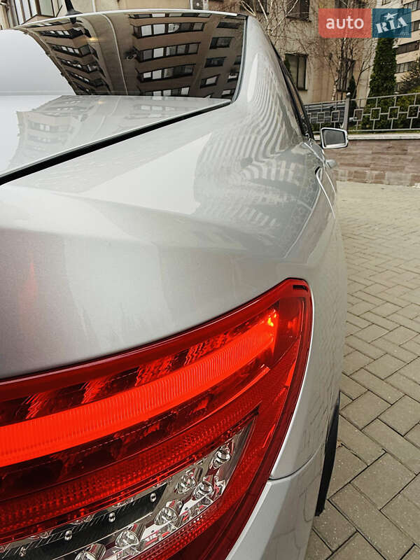 Mercedes-Benz C-Class 2012