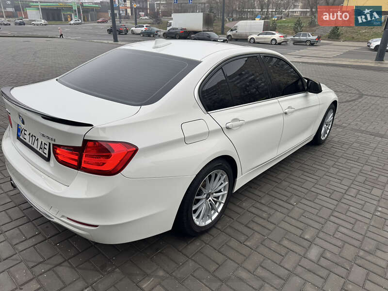 BMW 3 Series 2012