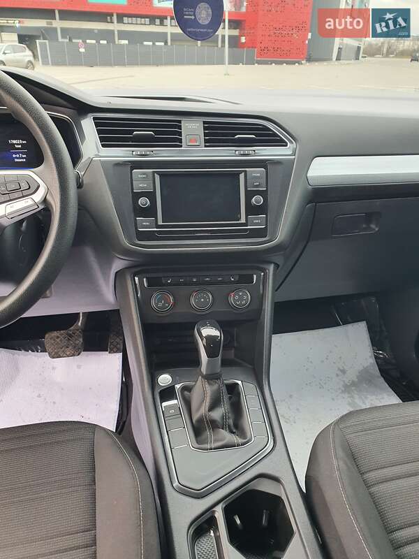 Volkswagen Tiguan 2022