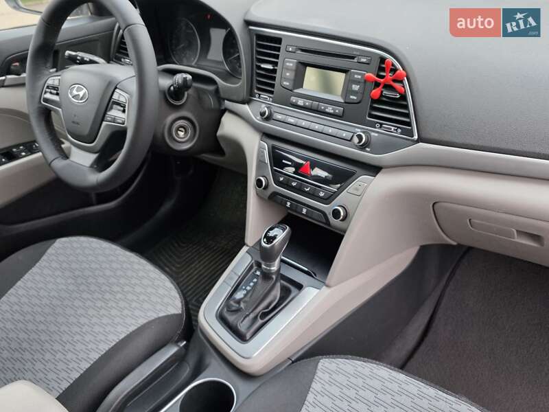 Hyundai-51