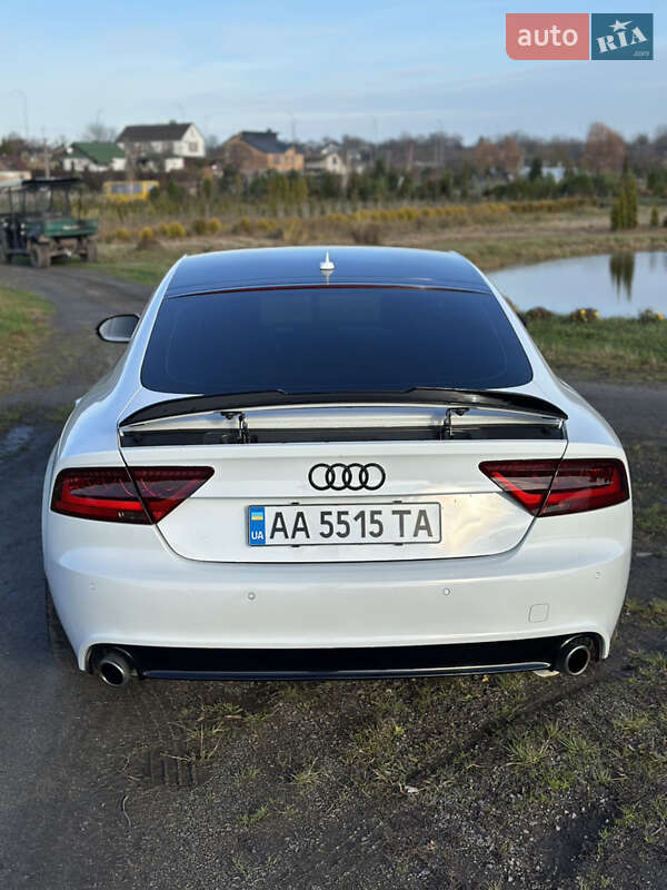 Audi-7