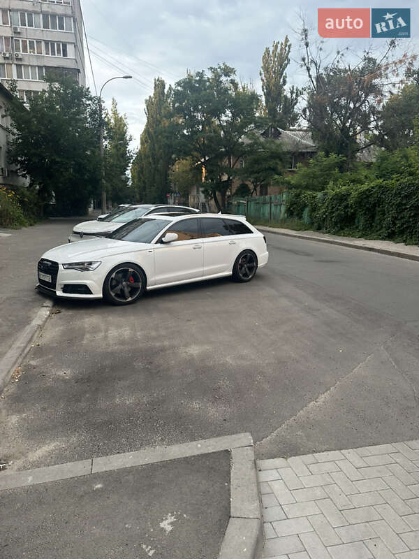 Audi-4