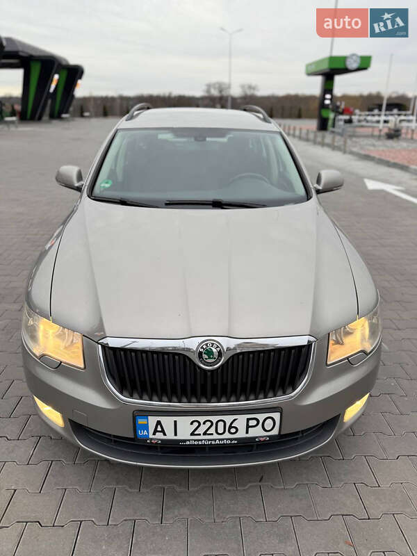 Skoda-9