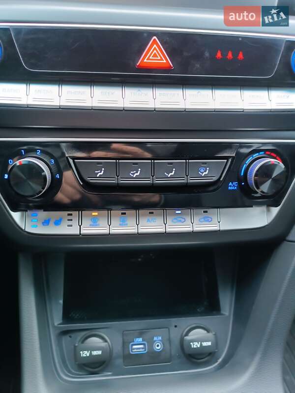 Hyundai-2